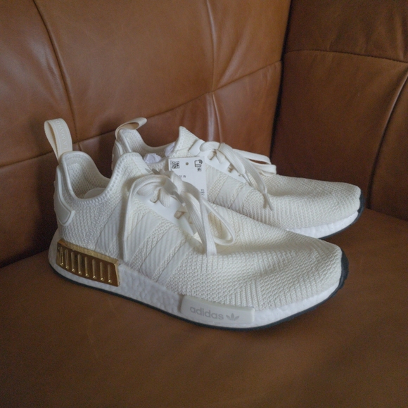 Adidas Running Shoes - Picture 1 of 7